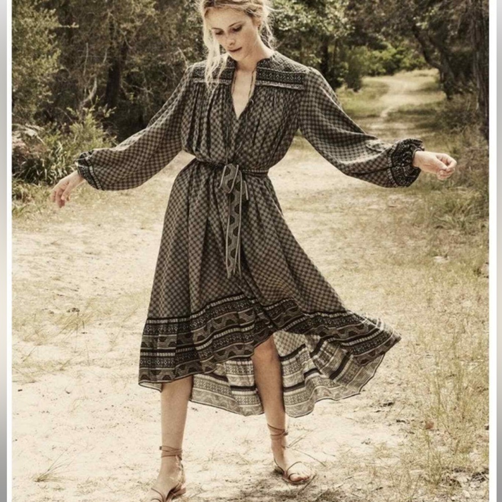 Doen Vista silk caftan dress